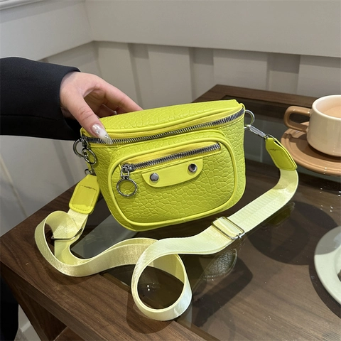 Women Motorcycle Crossbody Bag PU Leather Crocodile Texture Rivet Metal Ring Wide Strap Y2K Waist Pack