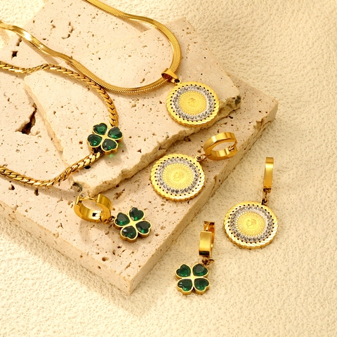 Collier Et Boucles D'oreilles Pendentif Trèfle Médaillon Portrait Acier Inoxydable Plaqué Or Zircon Style Rétro Pour Femmes