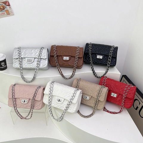 Damen Umhängetasche PU Leder Kamelienblüte Gesteppt Kette Schulter Quadratische Handtasche Elegant Mode