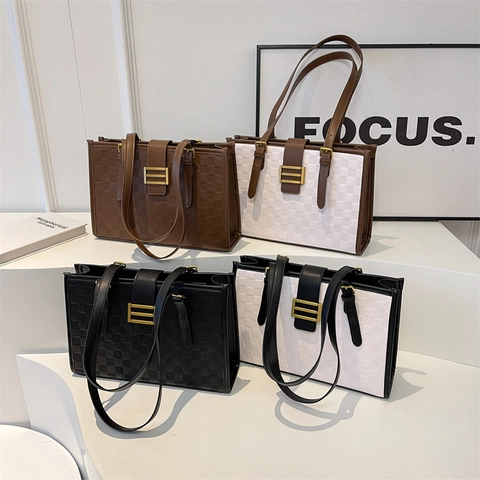 Klassische PU Leder Shopper Tasche Für Damen Mit Schachbrettmuster Große Kapazität Retro Schultertasche Mit Metallschnalle
