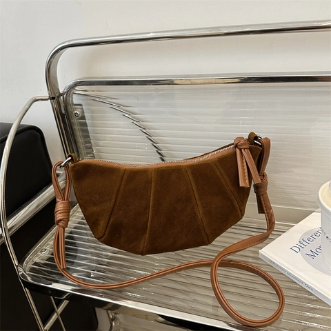 Croissant Shoulder Bag Matte PU Suede Texture Pleated Design Knotted Strap Vintage Minimalist Half Moon Crossbody For Women