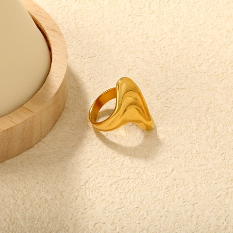 Irregular Wavy Ring 18K Gold Plated Stainless Steel Geometric Minimalist Lava Curved Design For Women