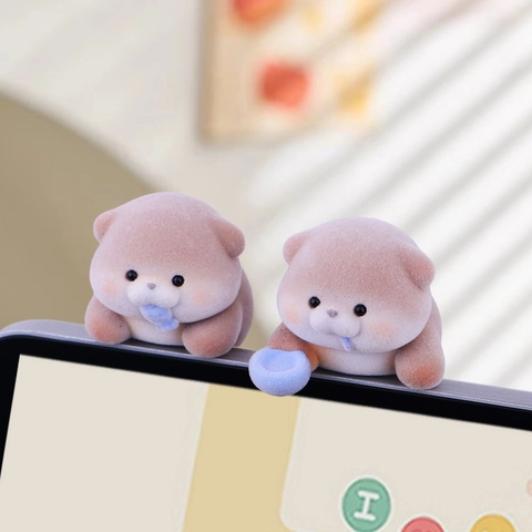 Cute Flocked Vinyl Otter And Fish Computer Monitor Hanging Ornament Cartoon Animal Desktop Car Screen Border Figurine Decoration