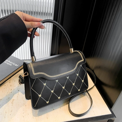 Women PU Leather Crossbody Bag Heart Quilted Wave Edge Small Square Handbag Fashion Elegant Shoulder Bag With Handle