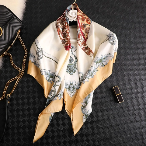 Élégant Carré De Satin Imprimé Baroque Grand Foulard En Satin Sensation Satin Motif Équestre Vintage Pour Femmes Style Français