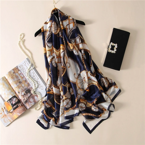 Sciarpa Di Lusso Con Stampa Carrozza Elegante Scialle Lungo In Raso Finta Raso Motivo A Catena Avvolgimento Leggero Accessorio Donna