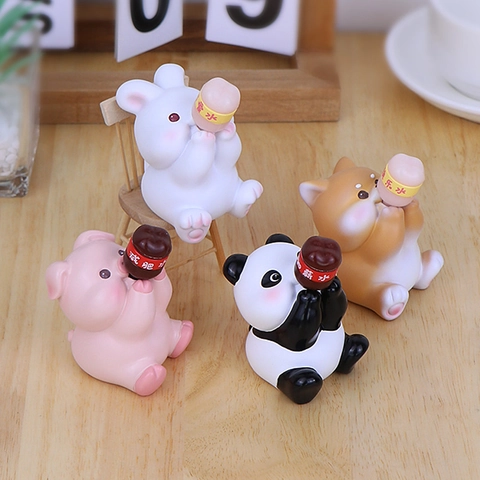 Cute Resin Animal Figurine Drinking Water Bottle Cartoon Pig Bear Dog Rabbit Desktop Ornament Car Interior Decoration Gift