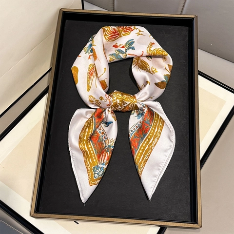 French Style Butterfly Print Square Scarf Polyester Satin Texture Vintage Insect Pattern Elegant Neck Head Accessory Women