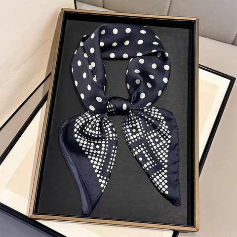 Elegante Foulard Quadrato A Pois In Raso Di Raso Poliestere Per Donna Bandana Di Moda Avvolgimento Borsa Chic