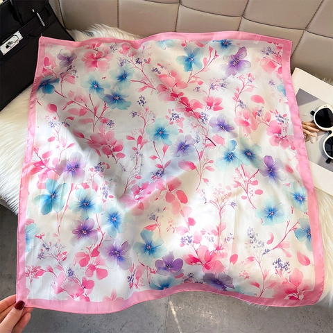 Elegant Floral Print Square Scarf Women Polyester Satin Satin Like Neckerchief Retro Office Commute Versatile