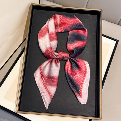 Leopard Print Patchwork Square Scarf Satin Satin Like Polyester Elegant Vintage Women Neck Scarf Hair Wrap