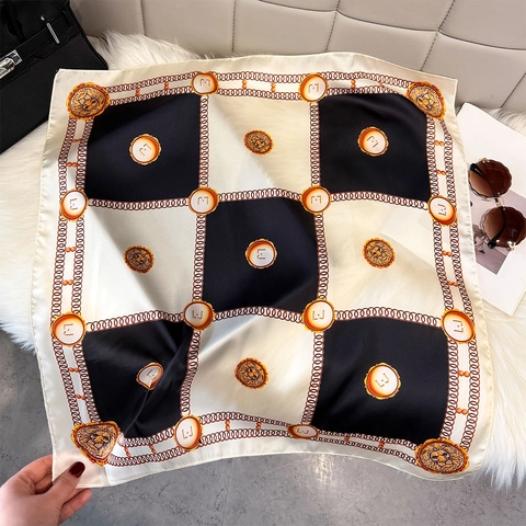 Pañuelo Cuadrado de Satén Vintage para Mujer a Cuadros Cadena Cabeza de León Elegante Bufanda de Cuello para Oficina