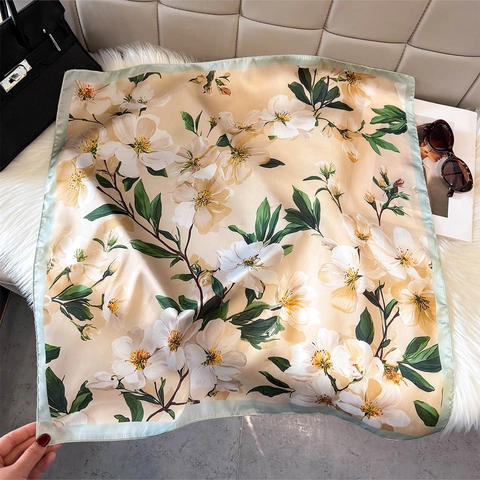Vintage Camellia Bloemenprint Vierkante Satijnen Sjaal Voor Vrouwen Elegant Bloemmotief Polyester Zijdeachtige Halsdoek Haaraccessoire