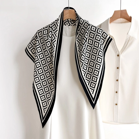 Dreieckiges Halstuch Polyester Satinnimitat Geometrischer Blumendruck Leicht Vielseitig Retro Schal Damen Office Lady