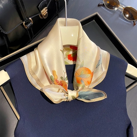 New Chinese Style 100% Mulberry Silk Square Scarf Pomegranate Floral Print Neck Scarf For Women Retro Elegant Silk Head Wrap