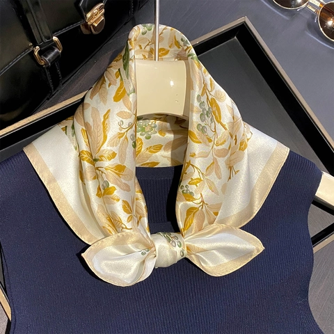 Mulberry Satin Square Scarf Women Elegant Leaf Print Neck Scarf French Style Versatile Satin Headband
