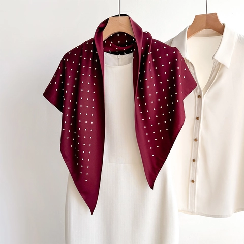 Polka Dot Triangular Scarf Polyester Satin Thin Cooling Elegant Neck Neckerchief Women French Style Decorative Accessory