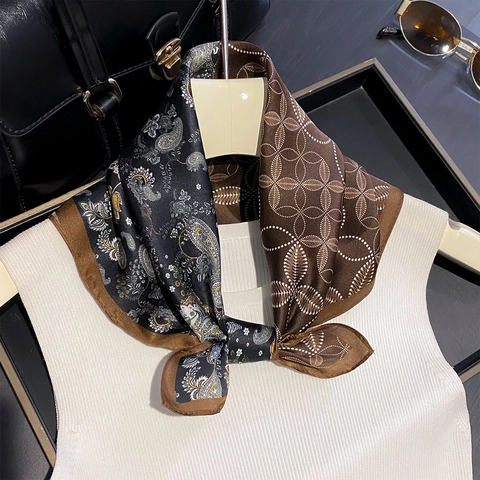 Carré De Satin De Mûrier Rétro Patchwork Motif Paisley Géométrique Élégant Foulard Vintage Pour Femmes