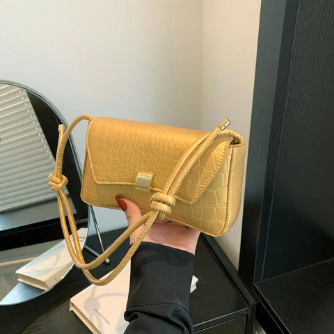 Vintage PU Crocodile Pattern Underarm Bag For Women Elegant Baguette Shoulder Bag With Knot Strap Gold Metal Lock