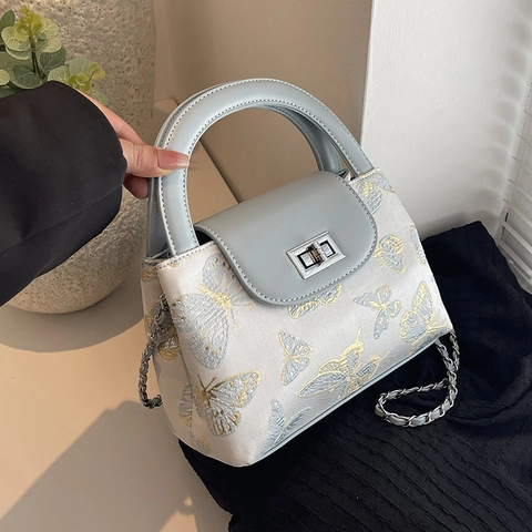 Schmetterling Stickerei Jacquard PU Umhängetasche Mit Kette Griff Elegant Twist Lock Handtasche Für Damen