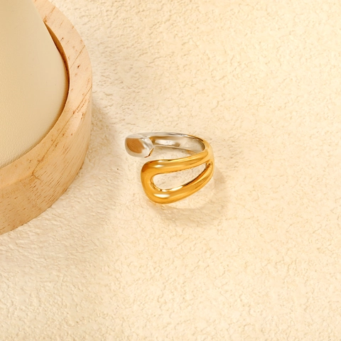 Irregulärer Wellenring Offen Edelstahl 18K Vergoldet Geometrisch Verstellbar Minimalistischer Schmuck Für Damen