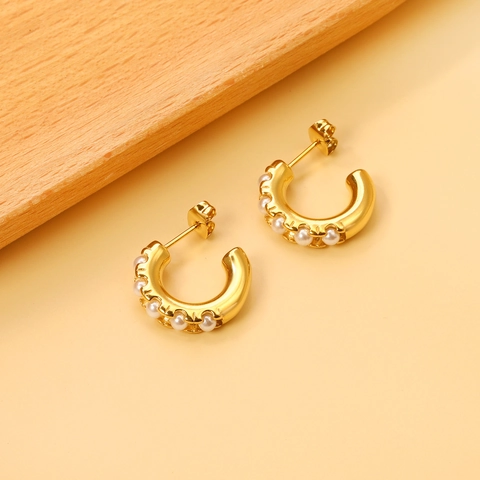 French Style Gold Plated Stainless Steel C Shape Hoop Earrings Inlaid With White Faux Artificial Pearls Geometric Jewelry For Women