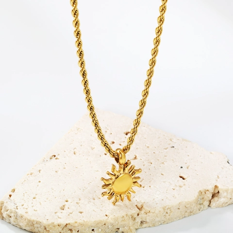 Collana Con Pendente Sole Placcato Oro 18K Acciaio Inossidabile Catena A Corda Ipoallergenico Stile Hip Hop Uomo Donna
