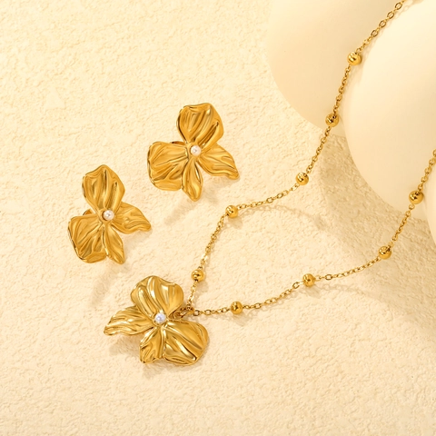 Collana Con Pendente Farfalla Perla Artificial E Orecchini A Lobo Placcato Oro 18K Acciaio Inossidabile Gioielli Eleganti Donne