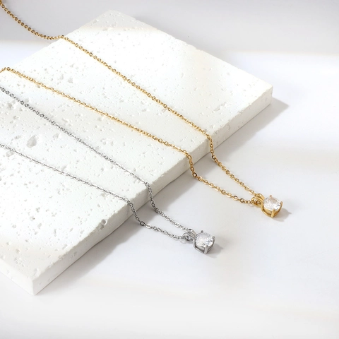 Nischendesign Edelstahl Anhänger Halskette Für Damen 18K Vergoldet Zirkonia Rund Kristall Schlüsselbeinkette Schmuck Geschenk