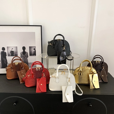 Sac Coquillage en Cuir PU Gaufré Croco Et Mini Pochette Rétro Femmes Sac à Bandoulière Quincaillerie Dorée Sac à Main Mode