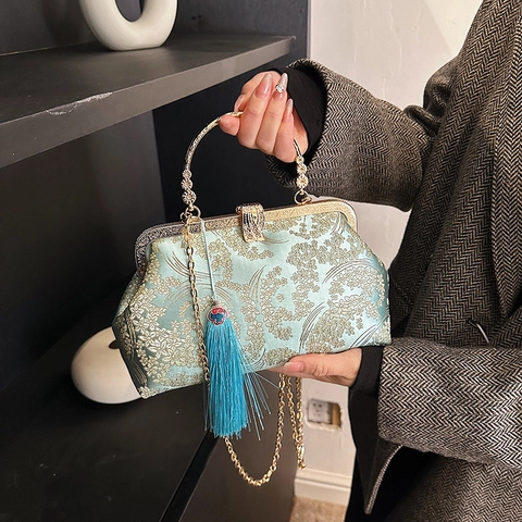 Borsa Cheongsam in Raso Ricamato in Stile Cinese Borsa a Mano Floreale Retrò Con Manico in Metallo Tracolla a Catena Nappa