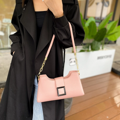 Women Lychee Pattern Underarm Bag French Niche Design PU Leather Shoulder Crossbody Bag With Black Square Buckle
