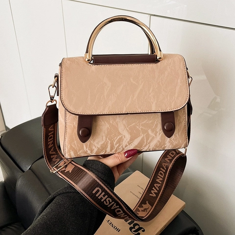Bolso de Mano Vintage de Cuero PU con Textura Arrugada para Mujer Asa Metálica Correa Ancha con Letras Bolso Cuadrado