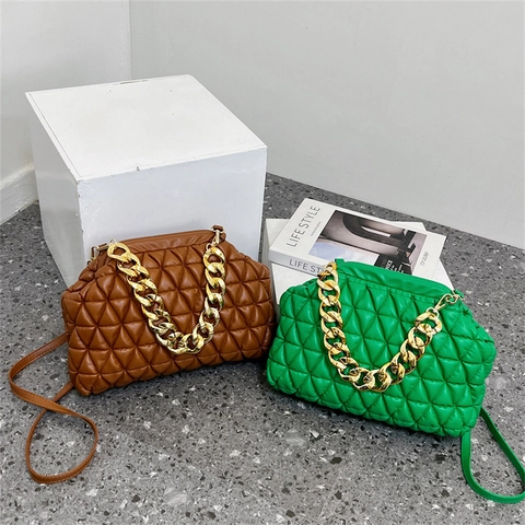 Women Pleated Cloud Bag Chunky Gold Chain Quilted Crossbody Bag Large Capacity PU Leather Shoulder Handbag Daily Party