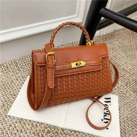 Sac à Main en Cuir PU à Texture Tissée Vintage pour Femmes avec Serrure en Métal Doré Sac Bandoulière Style Kelly pour Voyage