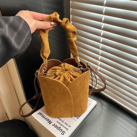 Blütenblatt Wildleder Eimertasche Für Damen Nischendesign Tulpenform Handtasche Mit Gerüschtem Griff Umhängetasche