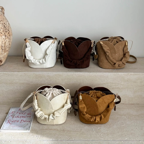Blütenblatt Wildleder Eimertasche Für Damen Nischendesign Tulpenform Handtasche Mit Gerüschtem Griff Umhängetasche