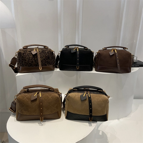 Borsa Boston Vintage In Camoscio Trapuntata Da Donna Borsa A Mano Con Motivo A Rombi Tracolla Larga Stampa Leopardata