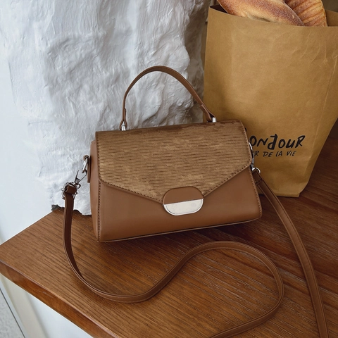 Retro Damen Handtasche PU Leder Strukturierte Klappe Magnetverschluss Umhängetasche Mit Tragegriff Und Verstellbarem Gurt
