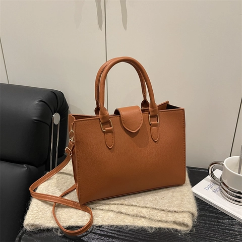 Damen Retro Handtasche PU Leder Tote Bag Umhängetasche Mit Abnehmbarem Gurt Goldener Hardware Pendler Elegante Schultertasche