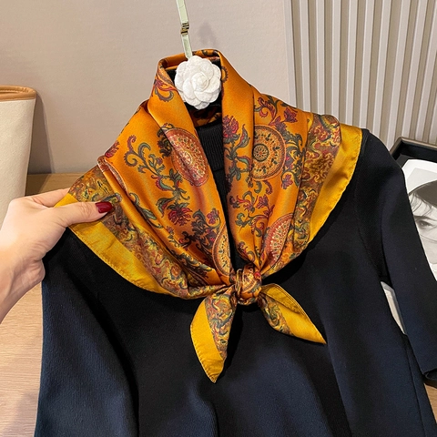 Vintage Floral Print Square Scarf Satin-Like Satin Neck Head Scarf Elegant Accessory For Women
