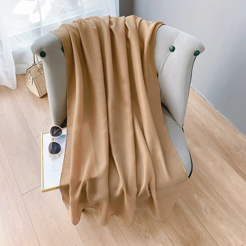 Sciarpa Lunga da Donna in Tinta Unita Leggero Poliestere Scialle Morbida Protezione Solare Moda Avvolgente Elegante Versatile Grande Sciarpa