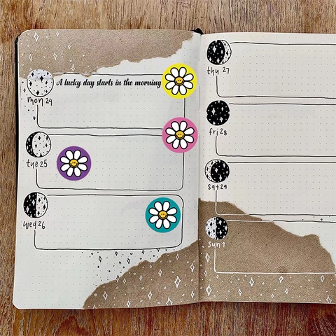 Round Daisy Smiley Face Stickers Self Adhesive Decorative Labels For Gift Wrapping Scrapbooking DIY Craft Planner