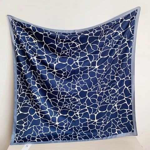 Women Elegant Square Scarf Twill Satin Satin-Like Abstract Print Geometric Pattern Office Commute Fashion Accessory