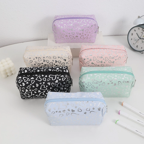 Estuche Para Lápices De Cuero PU Con Estampado De Corazón Plateado Bolsa De Maquillaje De Gran Capacidad Neceser Portátil