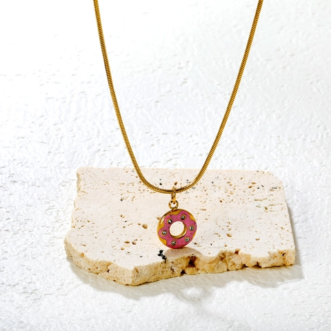 Lindo Collar Con Colgante De Dona Rosa De Acero Inoxidable 304 Esmalte Circón Incrustado Joyería Estilo Dulce Para Mujeres