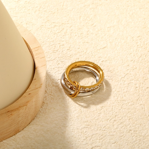 Anello In Acciaio Inossidabile Doppia Fascia Intrecciata Zircone Pavé Placcato Oro 18K Due Toni Gioielli Minimalisti Donna
