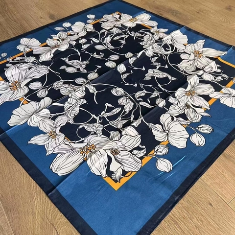 Vintage Floral Print Satin Square Scarf Smooth Retro Fashion Hijab For Women