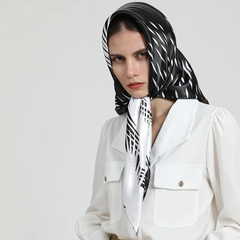 Elegant Large Square Scarf Imitation Satin Satin Headscarf Geometric Leaf Print Shawl Sun Protection Travel Fashion For Women