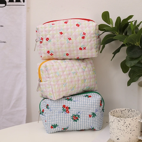 Quilted Cotton Floral Print Pencil Case Makeup Bag Zipper Closure Portable Storage Pouch Japanese Style For Girls